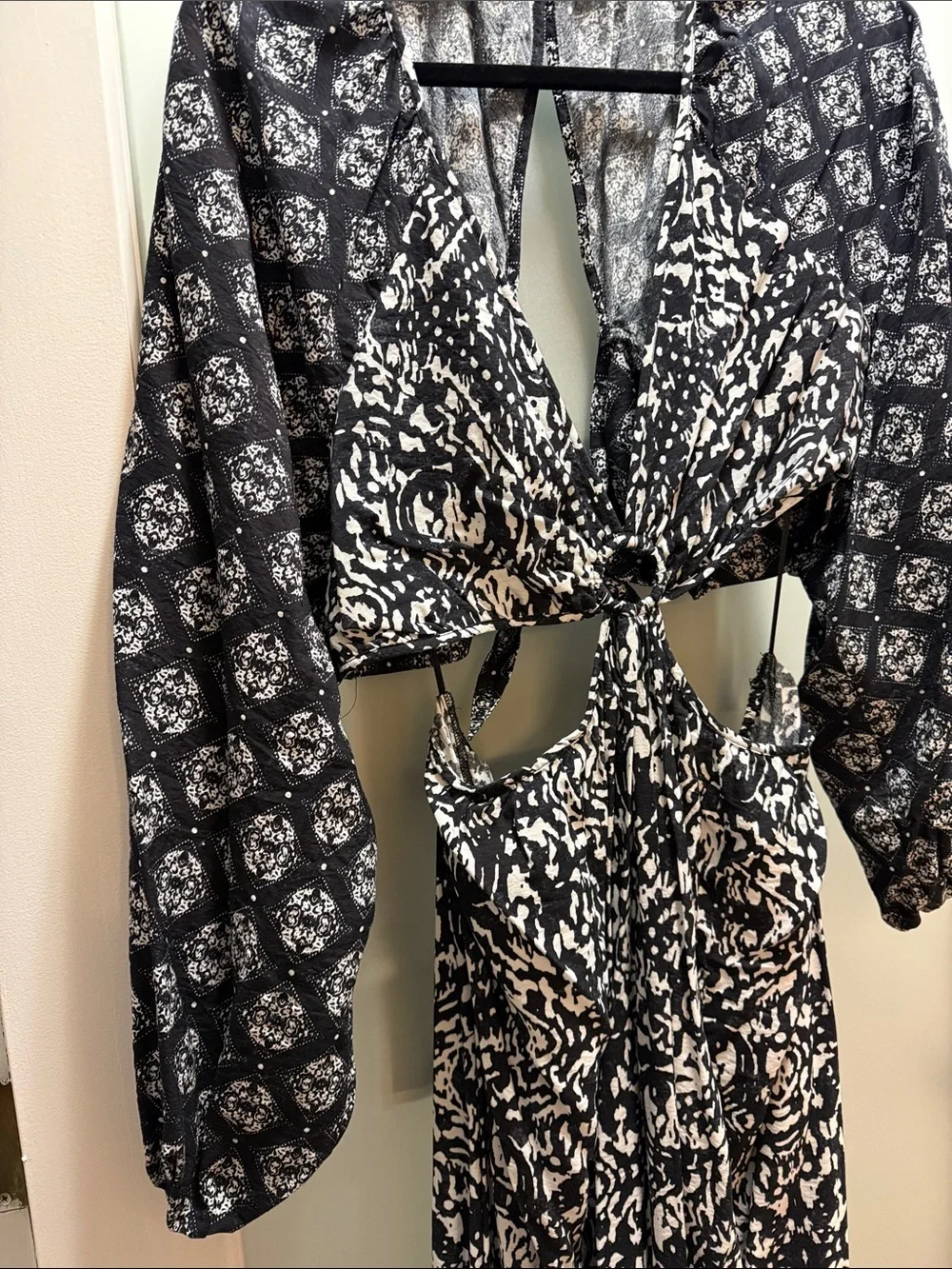 Abercrombie & Fitch Black and White Cutout Maxi Dress
